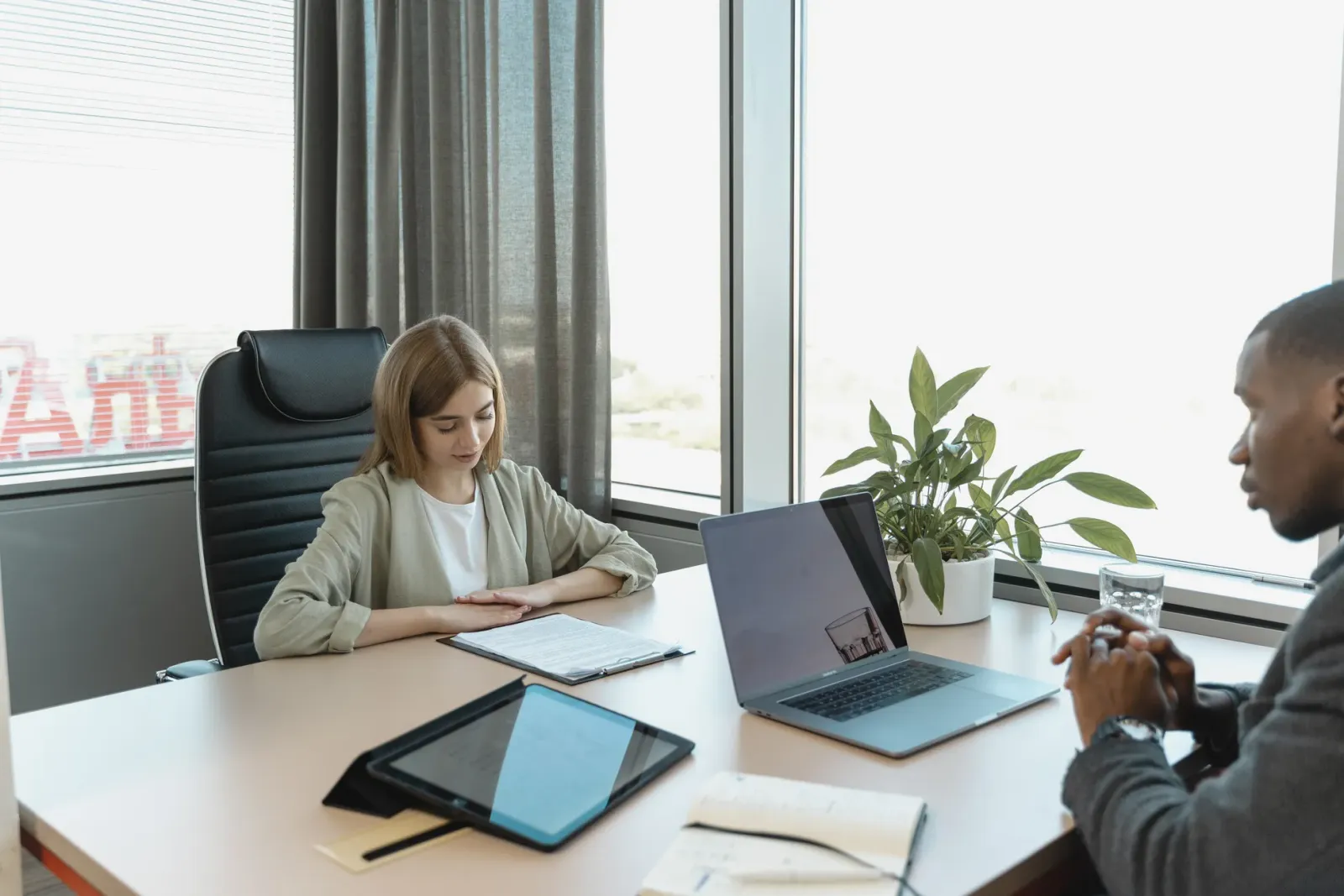 CHRO Rolü: İnsan Kaynakları Yönetiminde Stratejik Liderlik ve Kariyer Basamakları