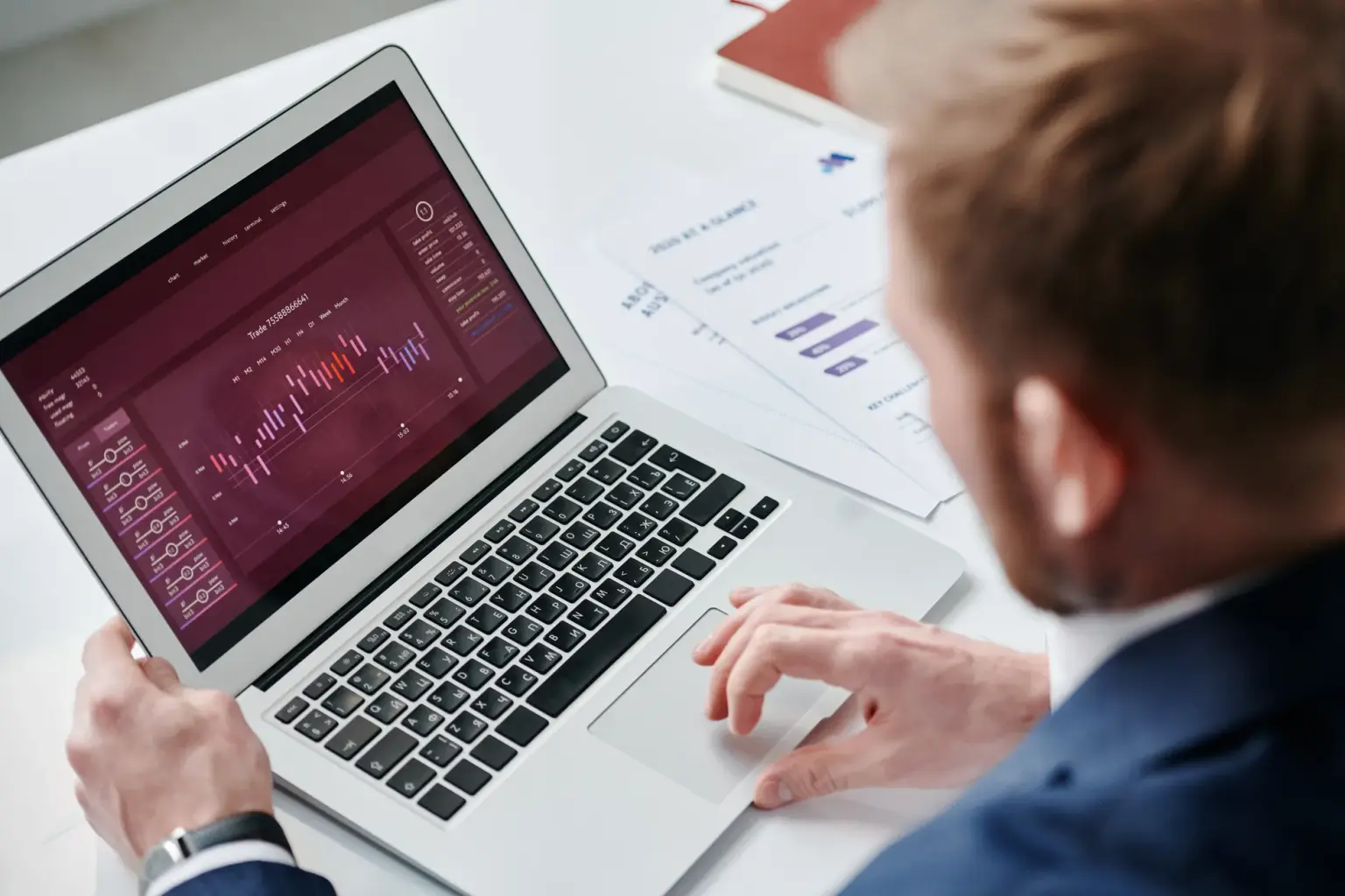 CV analiz araçları nasıl çalışır konulu blog yazısının kapak görseli