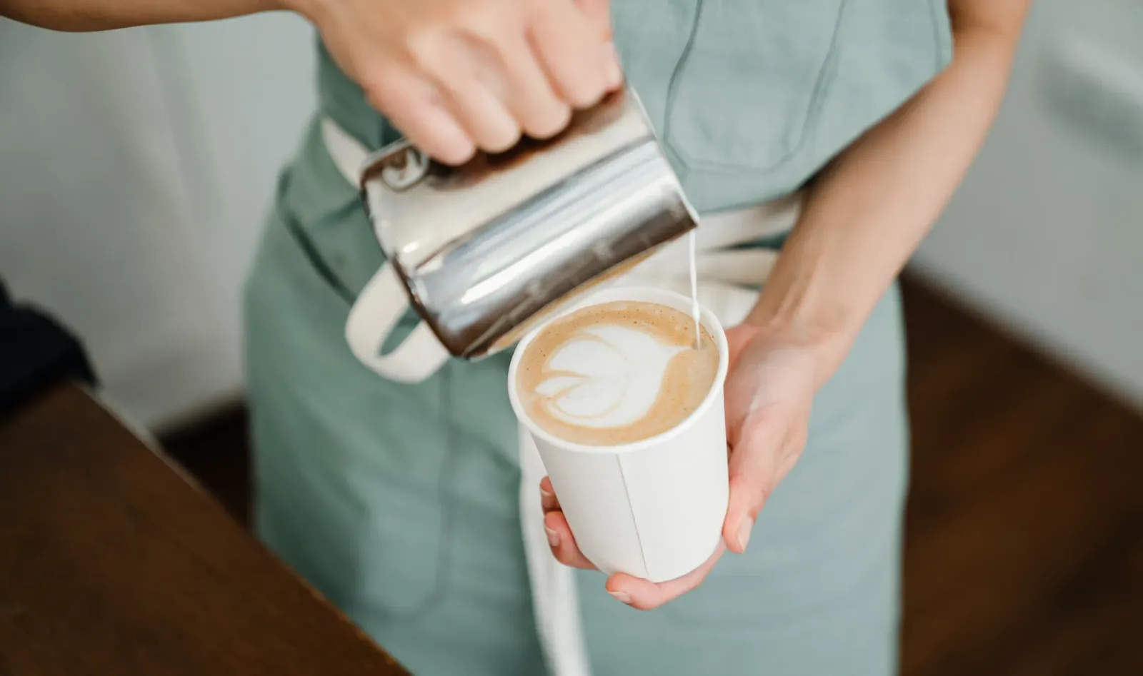 Barista vs Sommelier: Gastronomi Dünyasının İki Farklı Uzmanlık Alanı