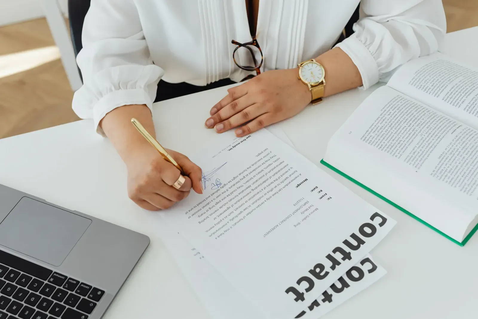 Sözleşme Yöneticisi CV Örneği ve Profesyonel Hazırlama Rehberi