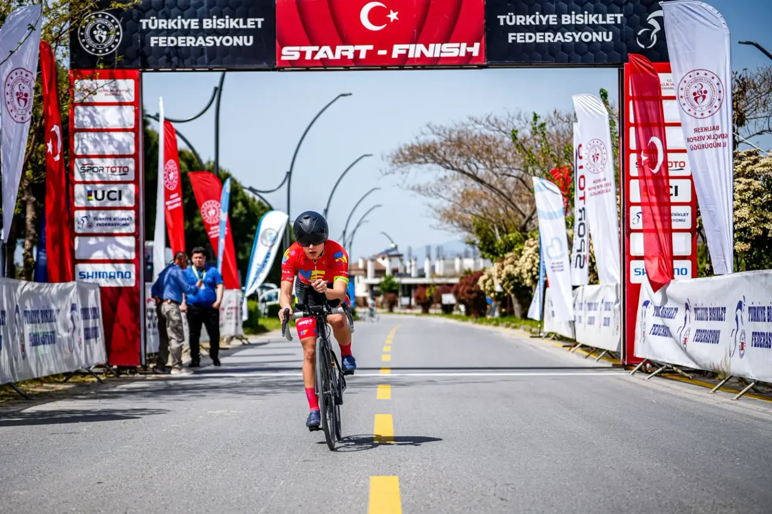 yazılım mimarı olmak konulu blog yazısının kapak görseli