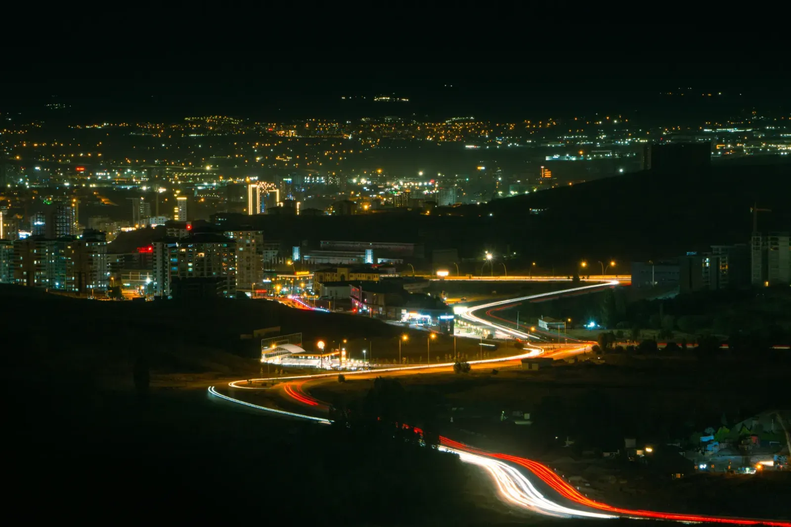Gaziantep'te 2027'nin Yükselen Meslekleri: İstihdam Trendleri ve Kariyer Rehberi