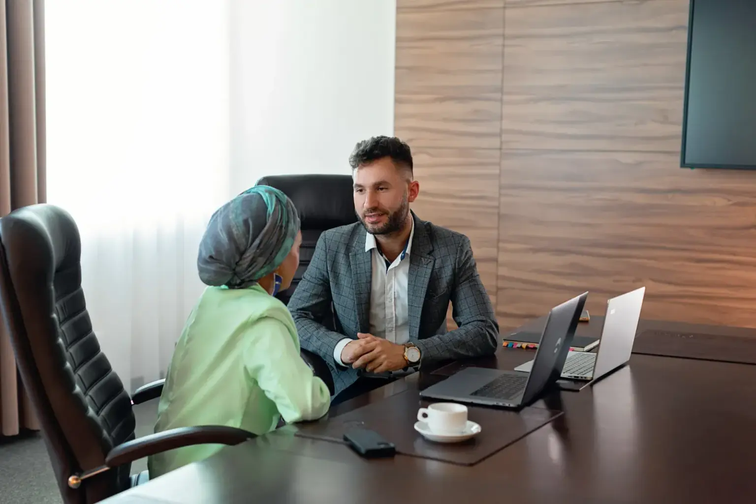 iş görüşmesi hataları konulu blog yazısının kapak görseli